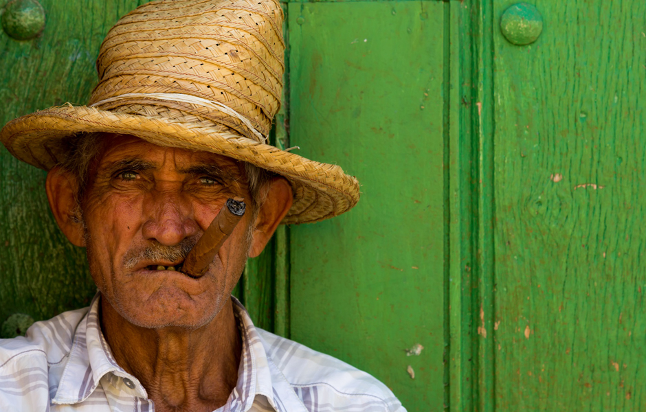 alter Kubaner mit Zigarre