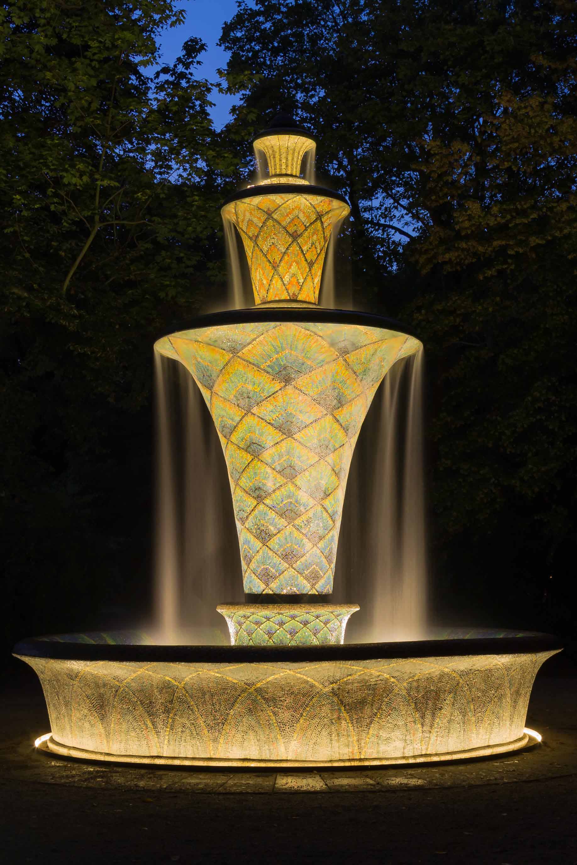 Mosaikbrunnen im Großen Garten